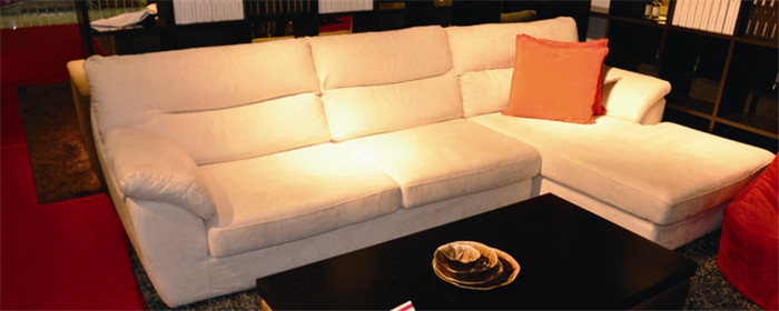 沙發(fā)產(chǎn)品在酒店家具中的核心地位與選購要點(diǎn)